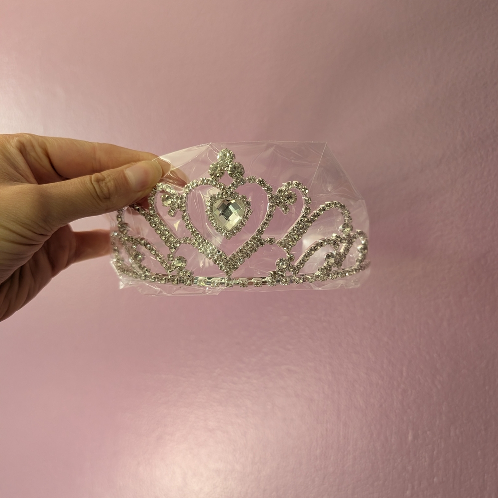 NWT Metal Princess Crown Elegant Tiara
